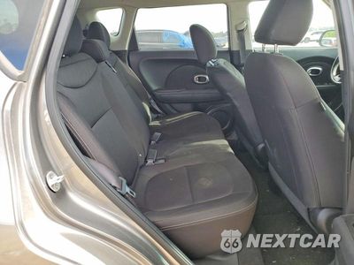 Zdjęcie 10 z 12 samochodu: 2016 KIA SOUL BASE VIN:KNDJN2A23G7288423 - miniatura