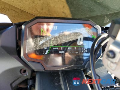 Zdjęcie 7 z 9 samochodu: 2026 KAWASAKI ZX636 K VIN:JKBZXJK1XTA015821 - miniatura