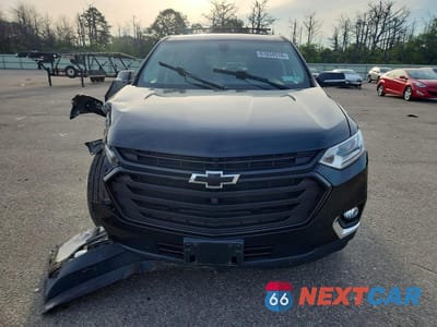 Piąte zdjęcie samochodu w środku: 2019 CHEVROLET TRAVERSE LT VIN:1GNEVGKWXKJ237066 - miniatura