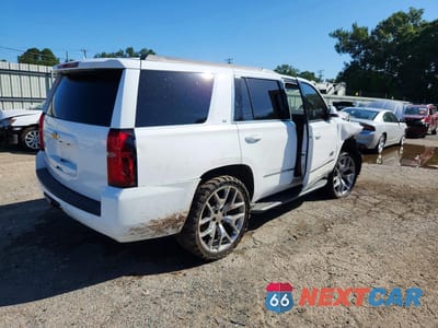 Trzecie zdjęcie samochodu z tyłu: 2015 CHEVROLET TAHOE C1500 LT VIN:1GNSCBKC1FR704822 - miniatura