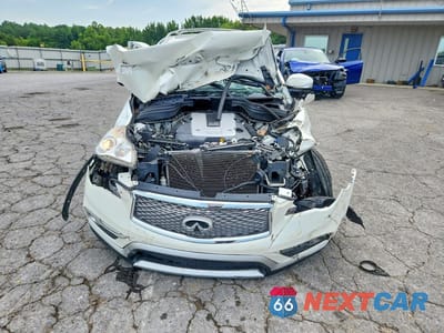 Piąte zdjęcie samochodu w środku: 2016 INFINITI QX50 BASE VIN:JN1BJ0RR1GM268570 - miniatura