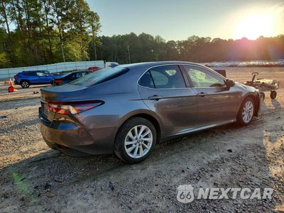 Trzecie zdjęcie samochodu z tyłu: 2023 TOYOTA CAMRY LE VIN:4T1C11AK1PU085218 - miniatura
