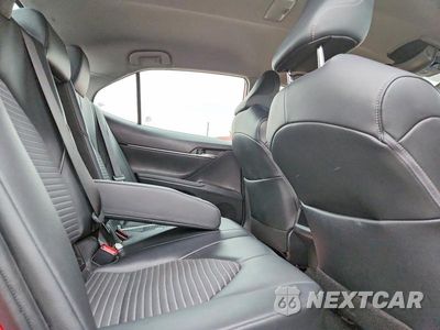 Zdjęcie 10 z 12 samochodu: 2021 TOYOTA CAMRY SE VIN:4T1G11AK0MU469004 - miniatura