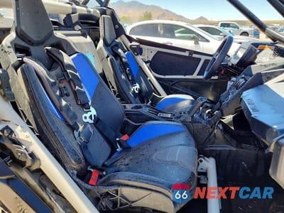 Zdjęcie 6 z 10 samochodu: 2023 CAN-AM MAVERICK X3 UTILITY VEHICLE VIN:3JBVXAV29PE000617 - miniatura