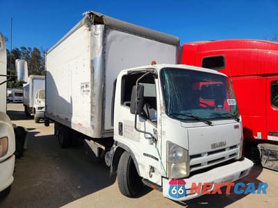 Czwarte zdjęcie samochodu z boku: 2011 ISUZU NPR HD BOX TRUCK VIN:JALC4W164B7002981 - miniatura