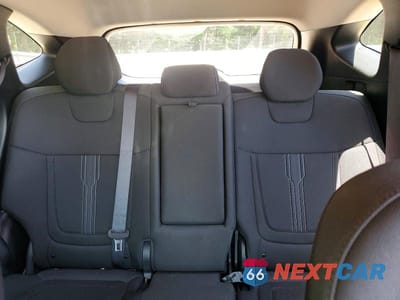 Zdjęcie 10 z 13 samochodu: 2023 HYUNDAI TUCSON SEL VIN:5NMJB3AE9PH163654 - miniatura