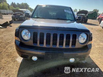 Piąte zdjęcie samochodu w środku: 2015 JEEP PATRIOT SPORT VIN:1C4NJPBA7FD400253 - miniatura