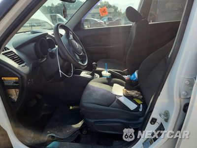 Zdjęcie 7 z 13 samochodu: 2013 KIA SOUL BASE VIN:KNDJT2A52D7768139 - miniatura