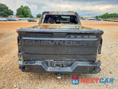 Zdjęcie 6 z 12 samochodu: 2023 CHEVROLET SILVERADO K1500 RST VIN:1GCUDEE80PZ259305 - miniatura