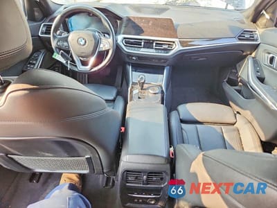 Zdjęcie 8 z 12 samochodu: 2019 BMW 330XI VIN:WBA5R7C59KAJ82111 - miniatura