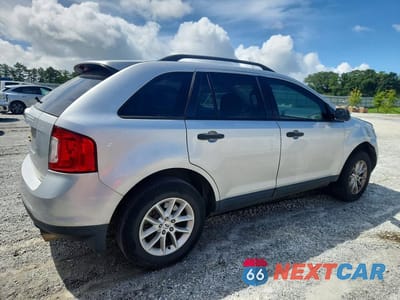 Trzecie zdjęcie samochodu z tyłu: 2013 FORD EDGE SE VIN:2FMDK3GCXDBB21180 - miniatura