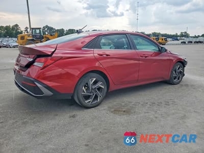 Trzecie zdjęcie samochodu z tyłu: 2024 HYUNDAI ELANTRA SEL VIN:KMHLS4DG1RU766715 - miniatura