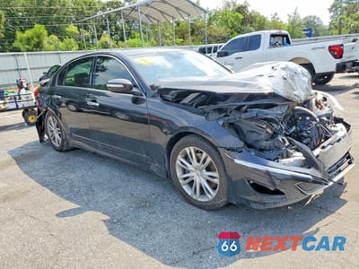 Czwarte zdjęcie samochodu z boku: 2013 HYUNDAI GENESIS 3.8L VIN:KMHGC4DD2DU246200 - miniatura