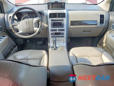 Zdjęcie 8 z 13 samochodu: 2008 LINCOLN MKX VIN:2LMDU88C78BJ29737 - miniatura