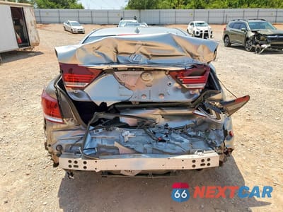 Zdjęcie 6 z 13 samochodu: 2016 LEXUS LS 460 VIN:JTHCL5EF2G5027520 - miniatura