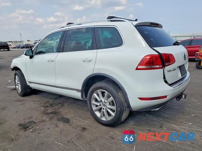 Drugie zdjęcie samochodu z przodu: 2014 VOLKSWAGEN TOUAREG V6 TDI VIN:WVGEP9BP0ED007915 - miniatura