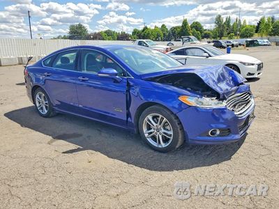 Czwarte zdjęcie samochodu z boku: 2016 FORD FUSION TITANIUM PHEV VIN:3FA6P0SU7GR316470 - miniatura