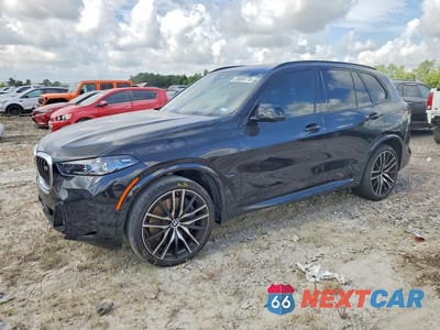 2025 BMW X5 M60I 5UX33EU01S9Y53810 - główne zdjęcie licytacji z USA - miniatura