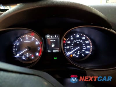 Zdjęcie 9 z 13 samochodu: 2017 HYUNDAI SANTA FE SPORT 2.4L VIN:5NMZUDLB9HH005967 - miniatura
