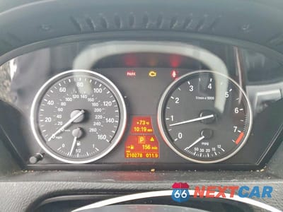 Zdjęcie 9 z 13 samochodu: 2013 BMW X5 XDRIVE35I VIN:5UXZV4C5XD0B06938 - miniatura