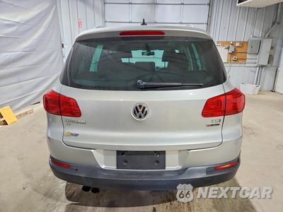 Zdjęcie 6 z 13 samochodu: 2016 VOLKSWAGEN TIGUAN S VIN:WVGBV7AXXGW523401 - miniatura
