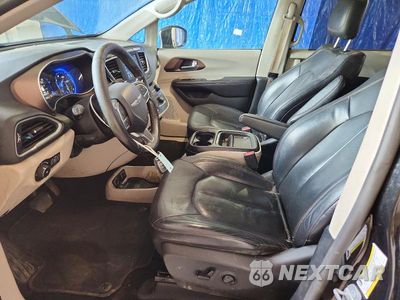 Zdjęcie 7 z 13 samochodu: 2019 CHRYSLER PACIFICA TOURING L VIN:2C4RC1BG8KR650542 - miniatura