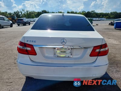 Zdjęcie 6 z 12 samochodu: 2010 MERCEDES-BENZ E 350 VIN:WDDHF5GB7AA173084 - miniatura