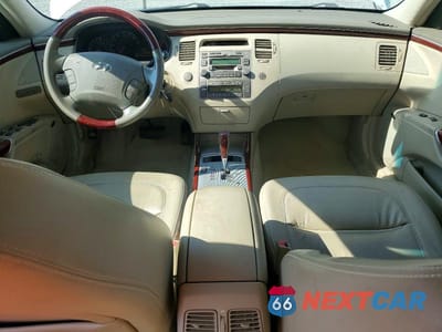 Zdjęcie 8 z 12 samochodu: 2006 HYUNDAI AZERA SE VIN:KMHFC46F66A108271 - miniatura