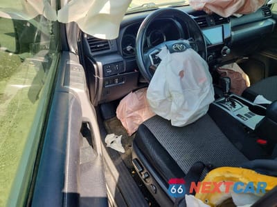 Zdjęcie 8 z 14 samochodu: 2016 TOYOTA 4RUNNER SR5 VIN:JTEZU5JR1G5137916 - miniatura