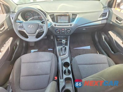 Zdjęcie 8 z 12 samochodu: 2021 HYUNDAI ACCENT SE VIN:3KPC24A62ME152988 - miniatura