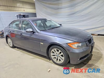 Czwarte zdjęcie samochodu z boku: 2007 BMW 328 XI VIN:WBAVC93577K035560 - miniatura