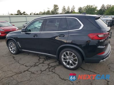Drugie zdjęcie samochodu z przodu: 2020 BMW X5 XDRIVE40I VIN:5UXCR6C02L9B54213 - miniatura