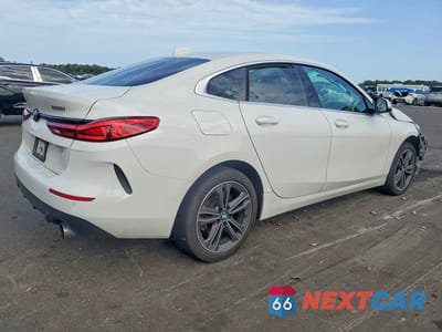 Trzecie zdjęcie samochodu z tyłu: 2021 BMW 228I VIN:WBA53AK07M7J17424 - miniatura