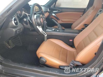 Zdjęcie 7 z 12 samochodu: 2017 FIAT 124 SPIDER CLASSICA VIN:JC1NFAEK4H0105220 - miniatura