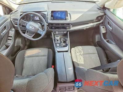Zdjęcie 8 z 14 samochodu: 2025 NISSAN ROGUE SV VIN:5N1BT3BA1SC836050 - miniatura