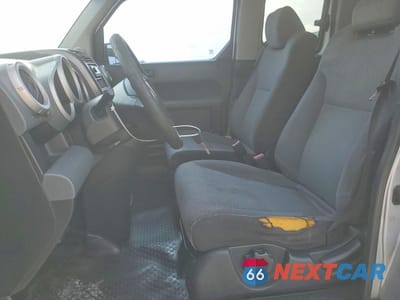Zdjęcie 7 z 13 samochodu: 2008 HONDA ELEMENT LX VIN:5J6YH18328L010176 - miniatura