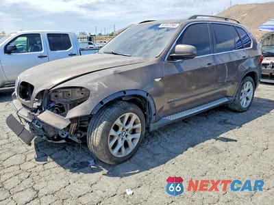 2013 BMW X5 XDRIVE35I 5UXZV4C51D0B16158 - główne zdjęcie licytacji z USA - miniatura