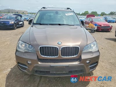 Piąte zdjęcie samochodu w środku: 2013 BMW X5 XDRIVE35I VIN:5UXZV4C58D0B02368 - miniatura