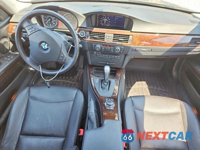 Zdjęcie 8 z 12 samochodu: 2011 BMW 335 XI VIN:WBAPL5C51BA920580 - miniatura