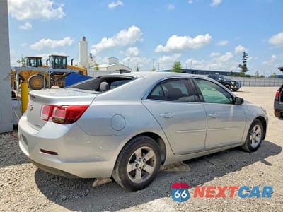 Trzecie zdjęcie samochodu z tyłu: 2015 CHEVROLET MALIBU LS VIN:1G11B5SL3FF156325 - miniatura