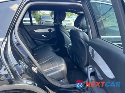 Zdjęcie 6 z 10 samochodu: 2022 MERCEDES-BENZ GLC 300 4MATIC VIN:W1N0G8EB3NG093124 - miniatura