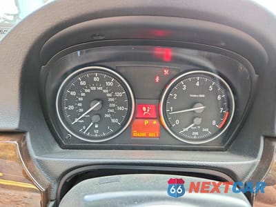 Zdjęcie 9 z 12 samochodu: 2011 BMW 328 I VIN:WBADW3C56BE539458 - miniatura