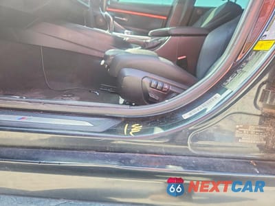 Zdjęcie 12 z 13 samochodu: 2014 BMW 335 XI VIN:WBA3B9G5XENR90739 - miniatura