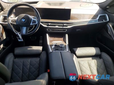Zdjęcie 8 z 13 samochodu: 2025 BMW X6 XDRIVE40I VIN:5UX33EX08S9X01227 - miniatura