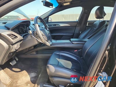 Zdjęcie 7 z 12 samochodu: 2018 LINCOLN MKZ VIN:3LN6L5B95JR620530 - miniatura