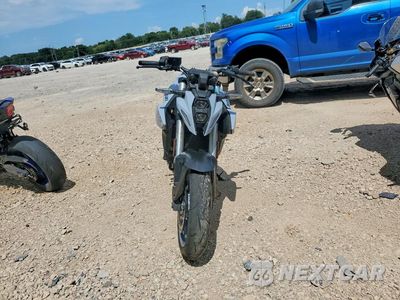 Drugie zdjęcie samochodu z przodu: 2024 SUZUKI GSX800 R VIN:JS1EM11BXR7100332 - miniatura