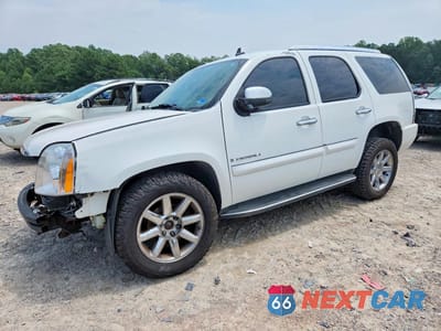 2008 GMC YUKON DENALI 1GKFK63818J132848 - główne zdjęcie licytacji z USA - miniatura