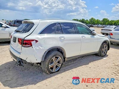 Trzecie zdjęcie samochodu z tyłu: 2022 MERCEDES-BENZ GLC 300 VIN:W1N0G8DB5NV399805 - miniatura
