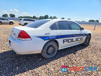 Trzecie zdjęcie samochodu z tyłu: 2016 CHEVROLET IMPALA LIMITED POLICE VIN:2G1WD5E31G1119830 - miniatura