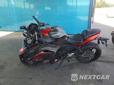 Trzecie zdjęcie samochodu z tyłu: 2022 KAWASAKI EX650 M VIN:ML5EXEM10NDA49438 - miniatura